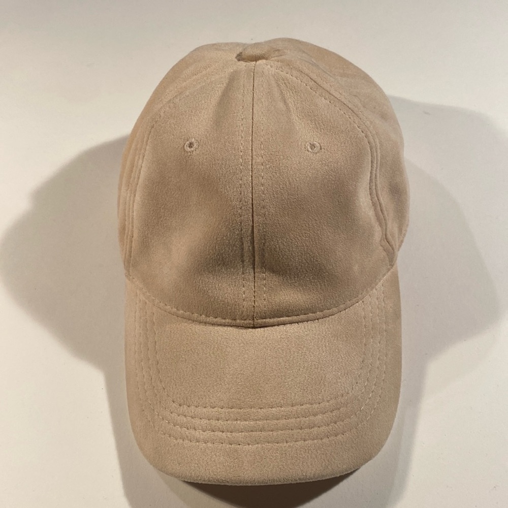 Old Navy baseball cap